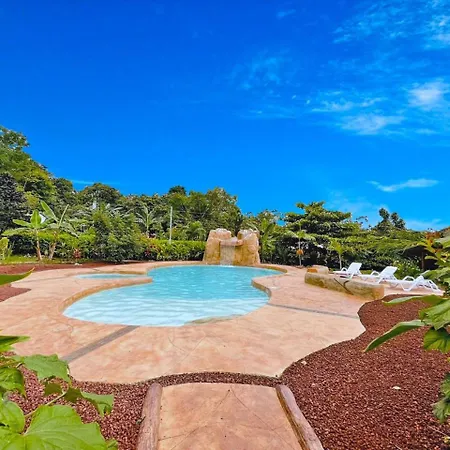 Cabinas La Catarata